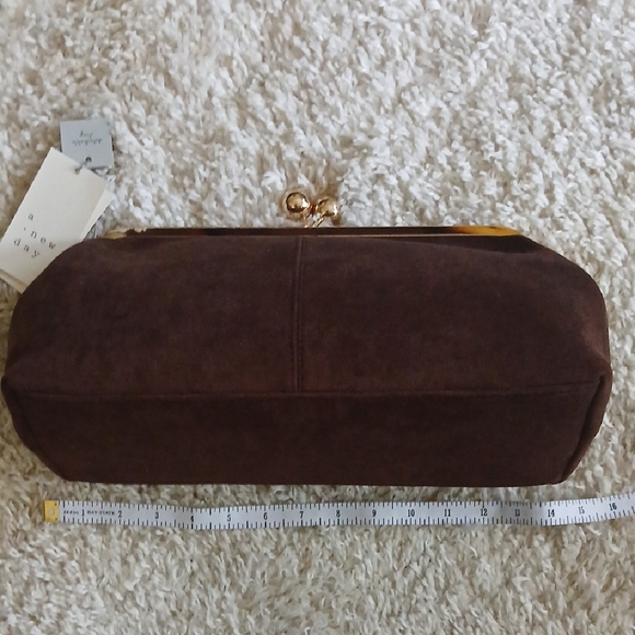 Handbags - NWT MED SIZE BROWN SUEDE CLUTCH